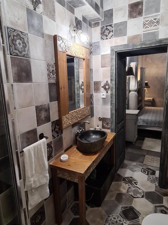 Resident Wellness Vendégház Békéscsaba Esterno foto